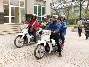 Du lịch Hà Nội bằng xe máy