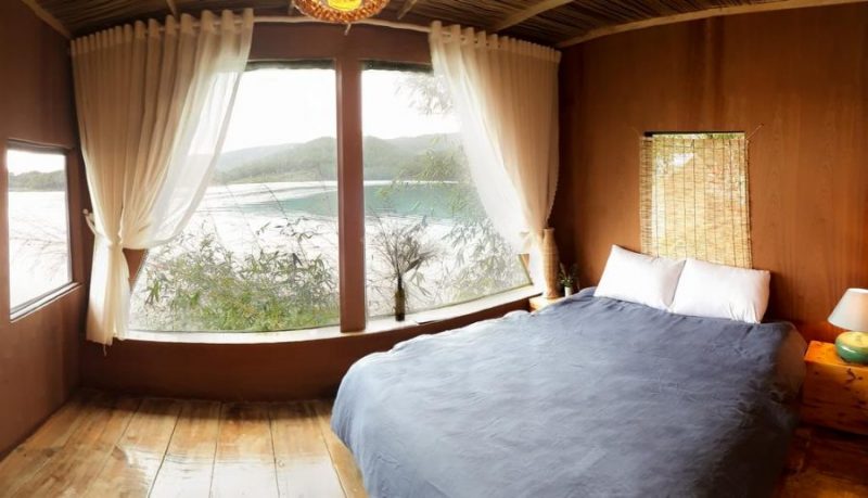 Khách sạn The Lake House Hồ Tuyền Lâm