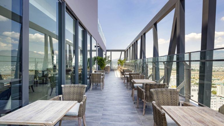 Otium Rooftop Bar