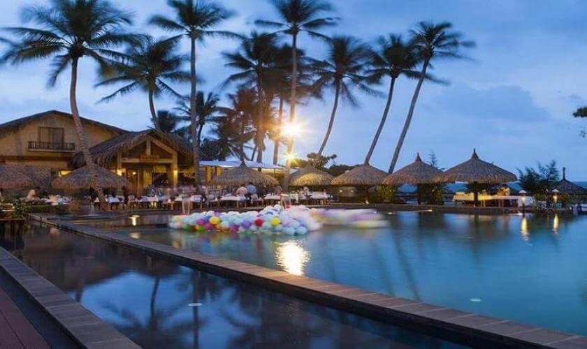 Aroma Resort Mũi Né | Review: Bảng giá, dịch vụ, tiện ích,…