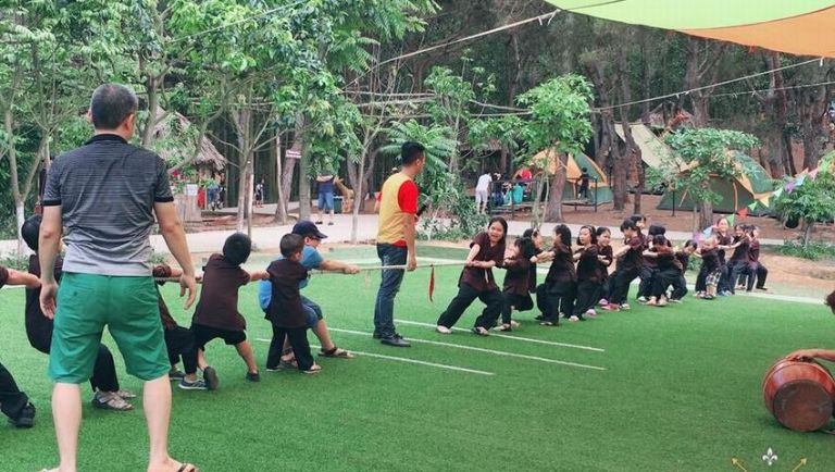 tổ chức teambuilding