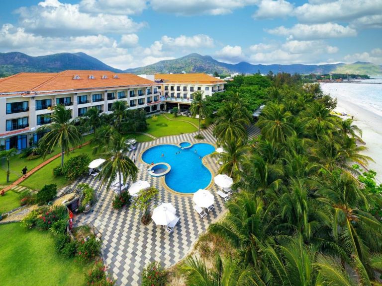 Côn Đảo Resort được xếp hạng 3 sao, resort này mang đến cho khách hàng trải nghiệm nghỉ dưỡng đẳng cấp