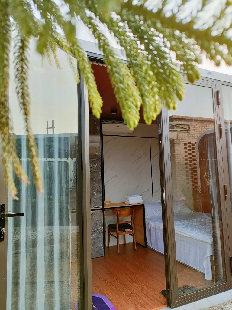 Nghé's homestay Sầm Sơn hiện tại chỉ phục vụ hạng phòng nghỉ 1 giường đôi dành cho tối đa 2 khách/phòng.