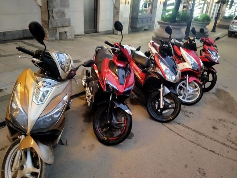 thuê xe máy ở Sapa Tám Trần
