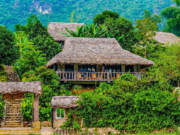 Mai Châu Ecolodge Hòa Bình là khu nghỉ dưỡng xanh, cách không quá xa trung tâm thành phố Hà Nội.