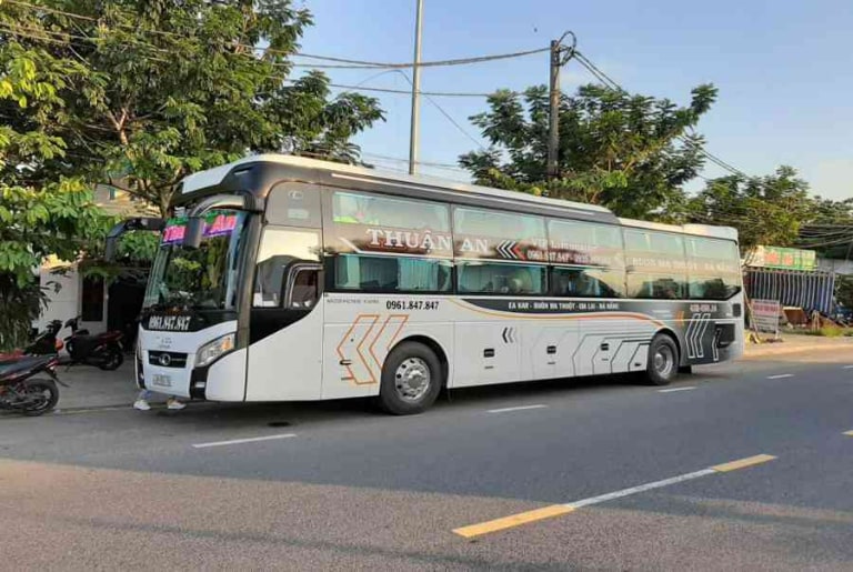 Xe Thuận An Limousine