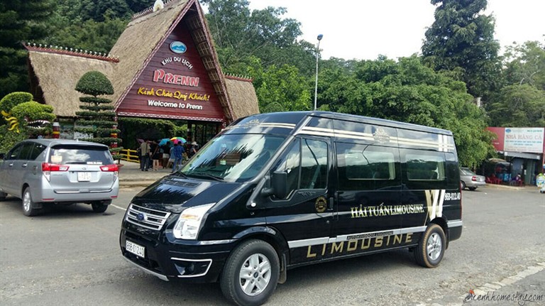 Nhà xe Limousine Tuấn Hải được đông đảo du khách lựa chọn khi di chuyển trên cung đường từ Hà Nội tới Hải Dương và ngược lại.