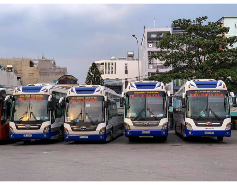 Hệ thống xe Sài Gòn Bình Định của nhà xe Thuận Thảo được mua mới 100% từ nhà máy Thaco Trường Hải. 