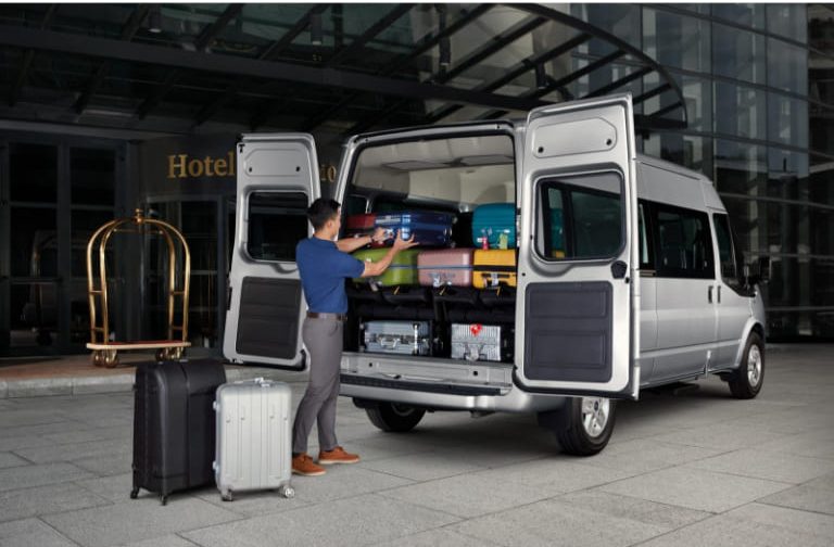 Cốp xe có thể chứa tới 15 vali cỡ vừa và nhỏ, vì vậy hành khách có thể thoải mái mang theo đồ dạc khi đi du lịch Bình Thuận.