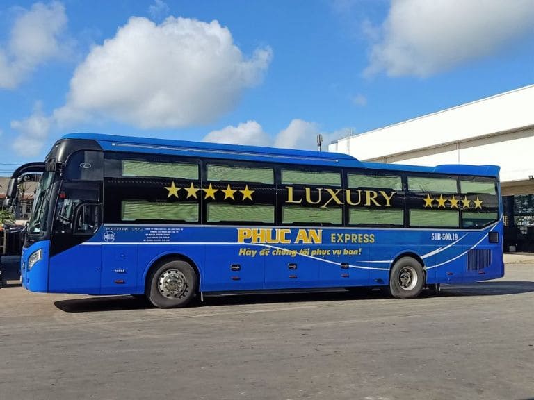 Là công ty vận tải và du lịch lớn trên thị trường xe Sài Gòn Nha Trang, Phúc An Express luôn sở hữu một lượng khách đông đảo