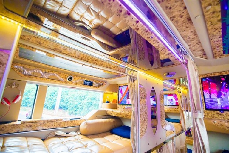 Bạn sẽ có được vị trí nghỉ ngơi tiện nghi như khách sạn trên xe khách Tân Ngọc Trinh limousine. 