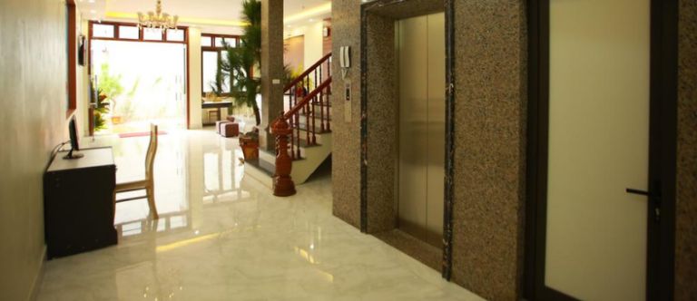Chất lượng phòng và dịch vụ tại các khách sạn gần sân bay Nội Bài ngày càng được cải thiện và nâng cấp mạnh mẽ