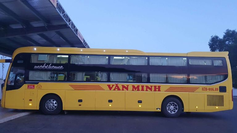 Nhà xe Văn Minh được nhiều khách hàng đánh giá cao về chất lượng phương tiện cũng như đội ngũ nhân viên 