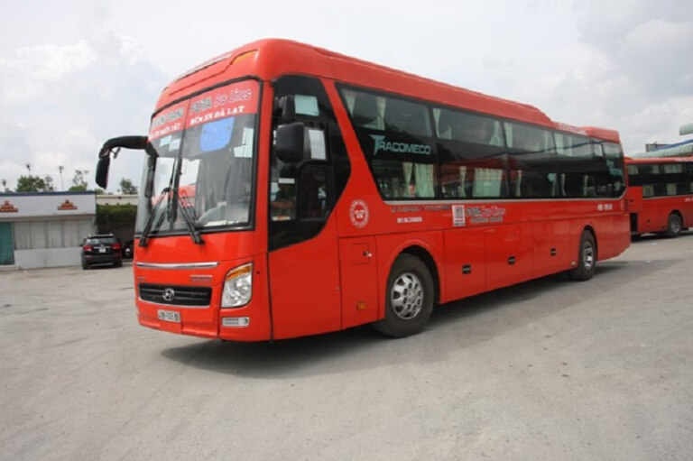 Xe khách Tâm Nguyệt Linh mang đến nhiều trải nghiệm dịch vụ tốt cho hành khách.