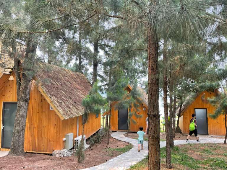 Những căn bungalow nhỏ tại Đảo Ngọc Resort Homestay Đại Lải