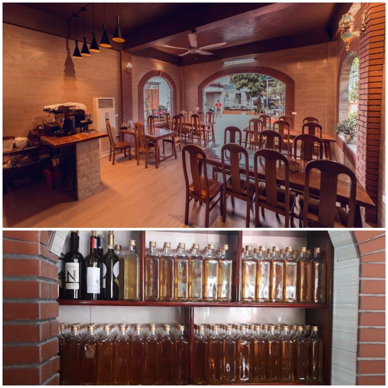 Phòng ăn của homestay Điện Biên này được thiết kế chủ yếu bằng gỗ nâu cùng ánh đèn vàng hoa quyện, tạo không gian ấm áp sang trọng (nguồn: kenhhomestay.com)