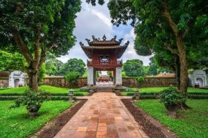 Đống Đa từ lâu trở thành địa điểm tham quan ưa thích của nhiều du khách khi ghé qua Hà Nội.