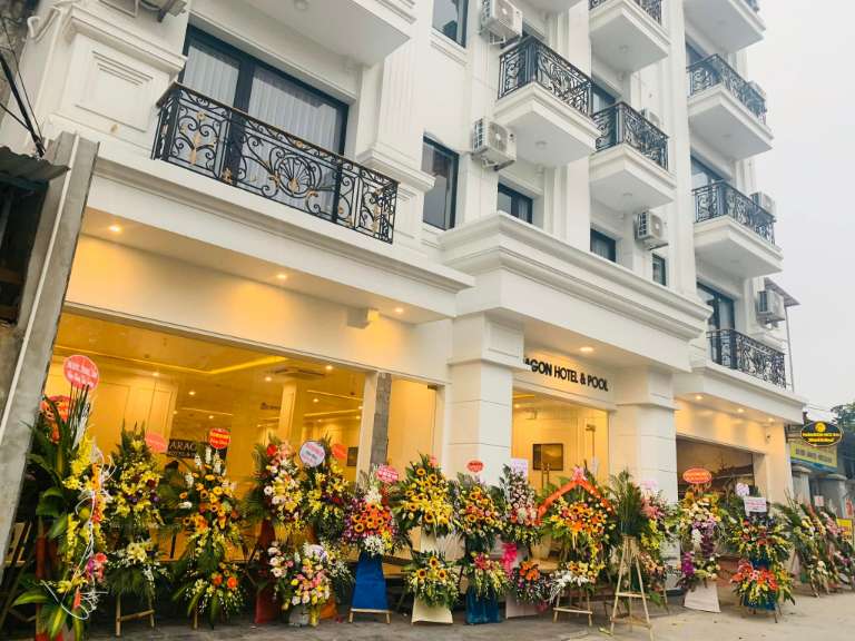 Homestay Paragon Noi Bai Hotel and Pool được thiết kế theo kiểu Pháp mới mẻ và sang trọng