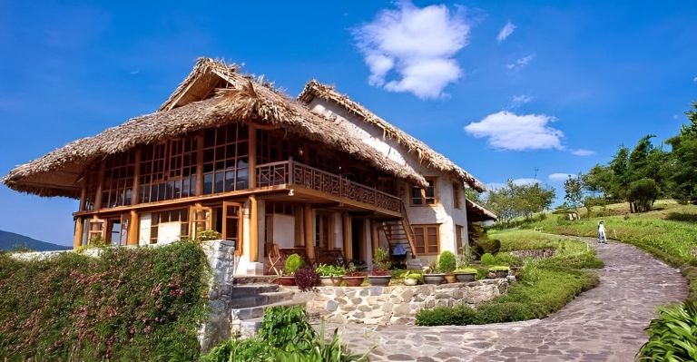 Sapa Heavenly Homestay có phong cách thiết kế gần gũi, mang đậm nét kiến trúc gỗ mộc mạc của người miền cao (nguồn: facebook.com)