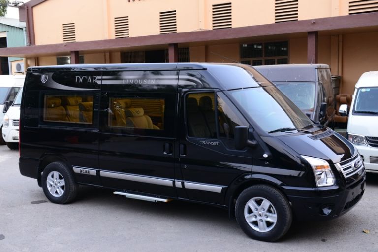 Xe limousine Thiện Vân tuyến Hà Nội Cao Bằng sử dụng dòng xe limousine 11 chỗ VIP cao cấp hạng sang