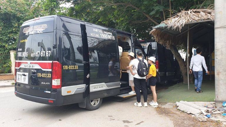 Xe limousine Hà Nội Thái Bình Phiệt Học với đội ngũ nhân viên nhiệt tình luôn khiến hành khách khó tình nhất cảm thấy hài lòng
