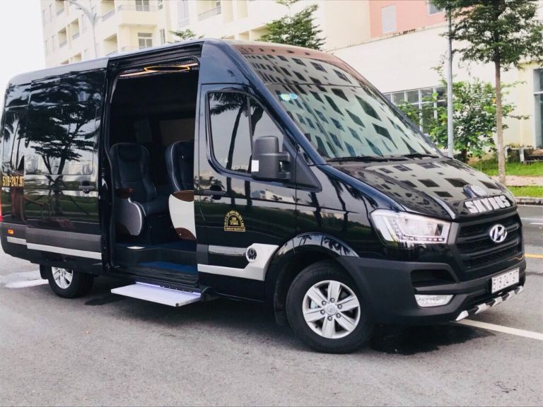 Hoàng Anh Limousine là hãng xe limousine Hà Nội Thanh Hóa có dịch vụ trung chuyển hành khách miễn phí vô cùng tiện lợi