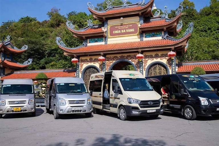 Xe limousine Hà Nội Uông Bí có một lượng khách đông đảo mỗi năm với các dòng xe chất lượng cao, uy tín