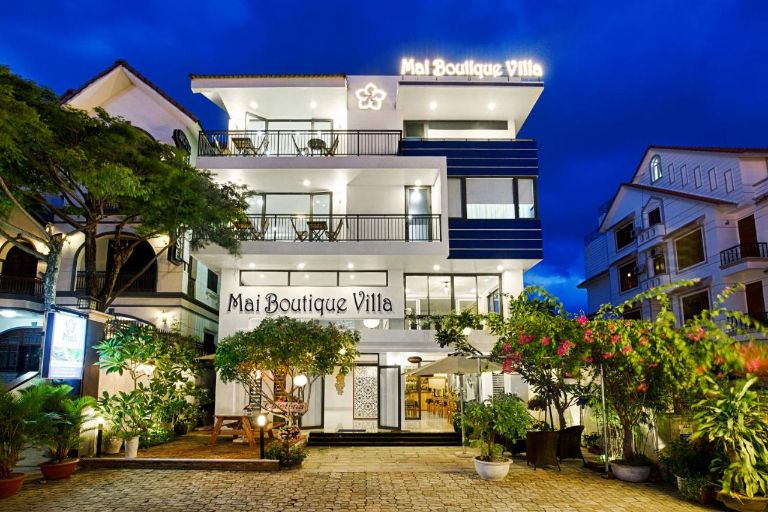 Mai Boutique Villa là một trong số những homestay Đà Nẵng nổi tiếng bởi thiết kế cao cấp, sang trọng vô cùng ấn tượng với gam màu trắng trong (nguồn: booking.com)