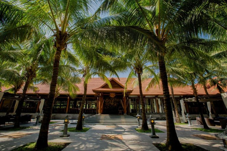 Seava Ho Tram Beach Resort có 159 phòng nghỉ và biệt thự cao cấp theo phong cách Á Đông 