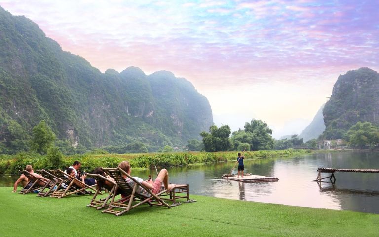 Bởi chứa đựng rất nhiều danh lam thắng cảnh nổi tiếng của Việt Nam nên các homestay Tam Cốc Ninh Bình đa phần sở hữu tầm nhìn chất lượng