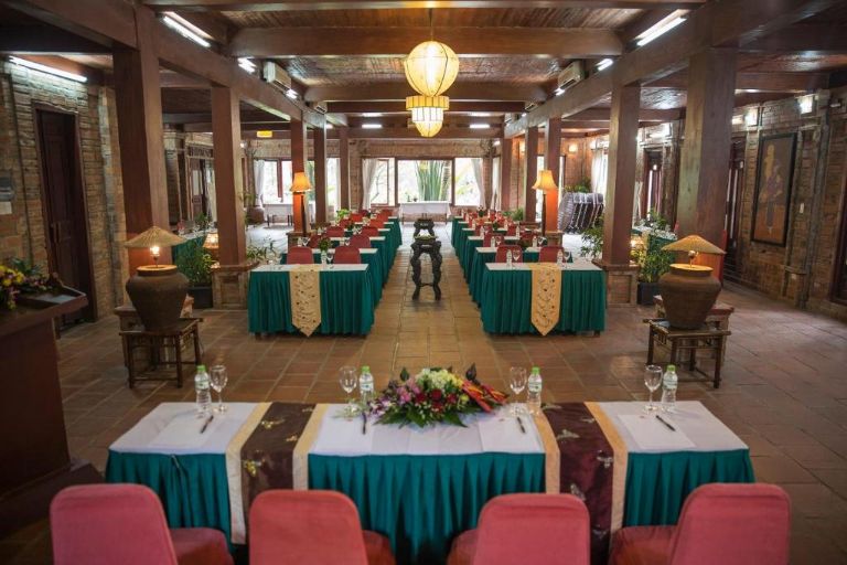 Vạn Chài Resort có hệ thống gồm 2 phòng hội nghị với diện tích từ 50m2.