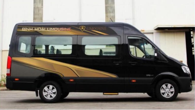 Nhà xe Bình Hoài Limousine được hành khách đánh giá cao về chất lượng dịch vụ và đội ngũ nhân viên 