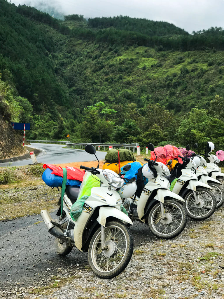 MOTOGO áp dụng giá tốt với du khách đi phượt dài ngày, hỗ trợ giá tốt nhất cho du khách khi thuê xe.