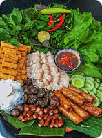 Kết hợp văn hóa – lịch sử – ẩm thực đa dạng