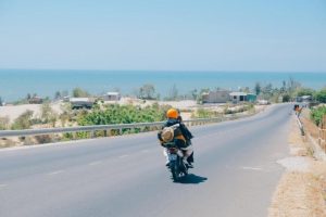 Tour xe máy Quảng Ninh: Chinh phục đường biển và núi non hùng vĩ