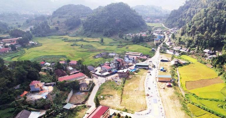 Bản Phố là nơi sinh sống của người H’Mông đen