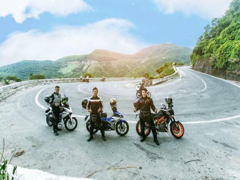Bắt đầu hành trình từ trung tâm Đà Nẵng, chuẩn bị đầy đủ hành lý