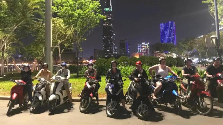Tour xe máy Hồ Chí Minh