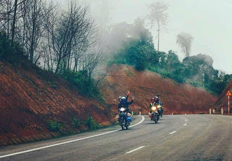 Kon Tum mang đến trải nghiệm “bụi” đậm chất phiêu lưu. 