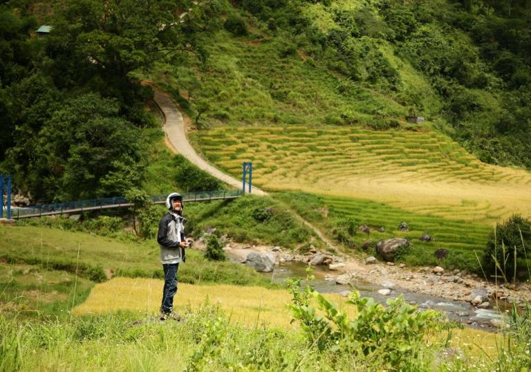 Những con đường đất trơn, rừng rậm rạp và thời tiết thất thường đòi hỏi bạn phải kiên cường