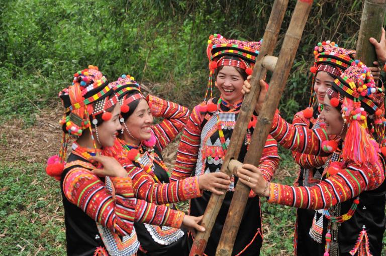 Y Tý là vùng đất của người Hà Nhì – dân tộc có nhà trình tường độc đáo và lối sống khép kín.