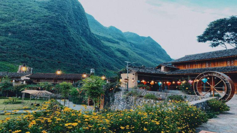 Mèo Vạc, một thị trấn nhỏ nhưng có rất nhiều homestay view đẹp.