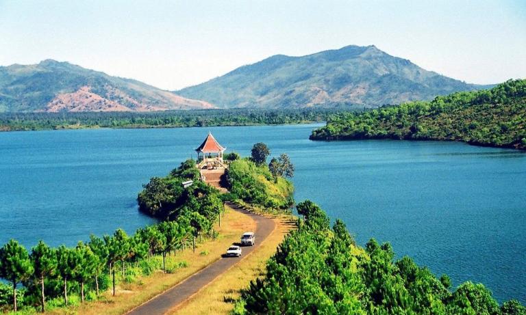 Hồ T’Nưng là đôi mắt Pleiku