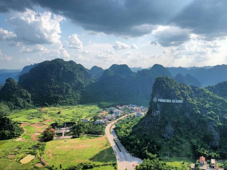 Đây là viên ngọc xanh giữa rừng già, nơi sở hữu những hang động kỳ vĩ bậc nhất thế giới.
