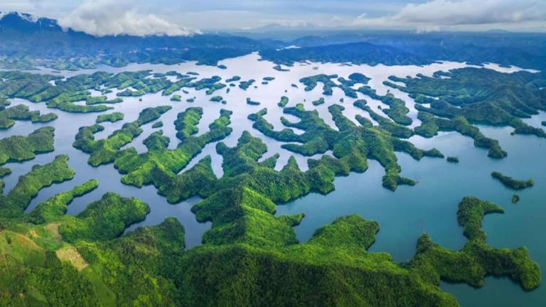 Hồ Tà Đùng – “Vịnh Hạ Long của Tây Nguyên”