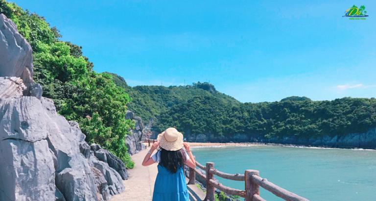 Biển Hải Tiến thích hợp để ngắm cảnh và dạo chơi