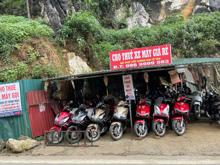 Địa điểm thuê xe máy Sapa giá rẻ đươc nhiều người ưa chuộm.