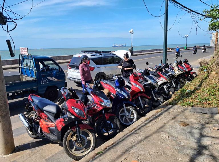 Đơn vị được nhiều khách hàng lựa chọn bởi nhân viên nhiệt tình và chất lượng xe tốt.