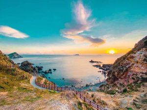 Tour xe máy Bình Định – Eo Gió, Kỳ Co và thành Đồ Bàn