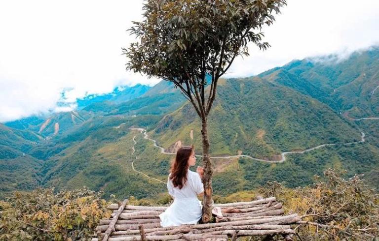 Lên xe sớm để chinh phục đèo Ô Quy Hồ, một trong “tứ đại đỉnh đèo” của Việt Nam.